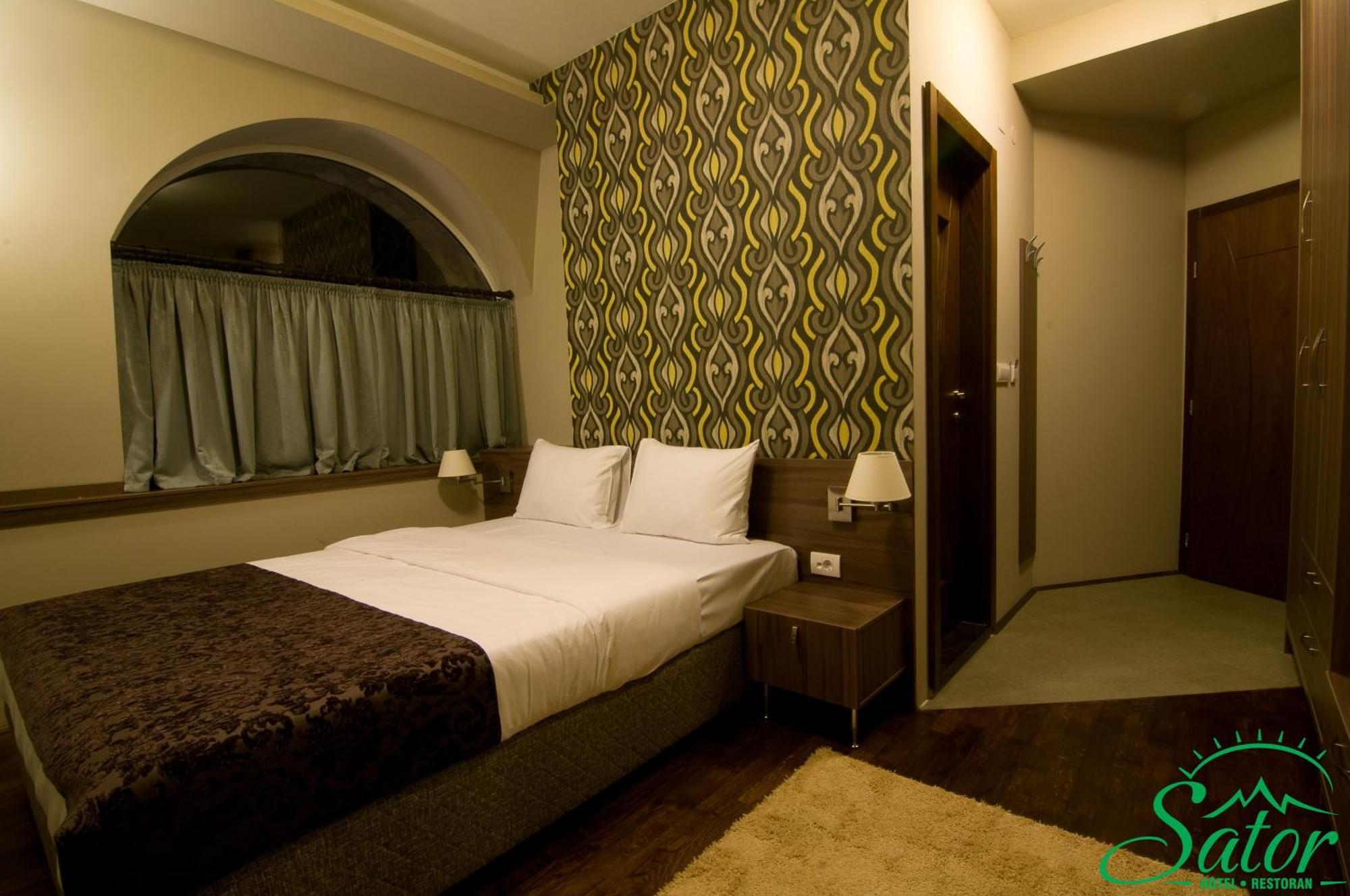 Hotel Sator Bitola Bagian luar foto